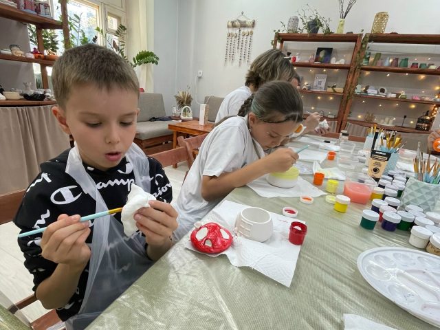 Детский мастер-класс по росписи гипса в Новочебоксарске